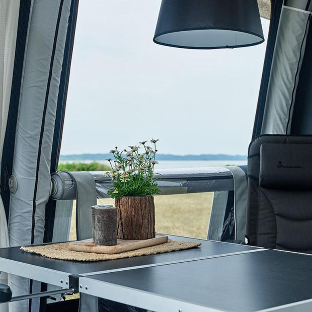 <h2>Caravan Awnings</h2>