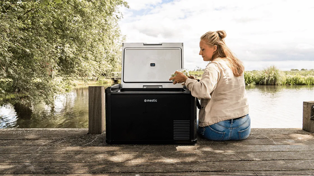 <h1>Cool Boxes</h1>